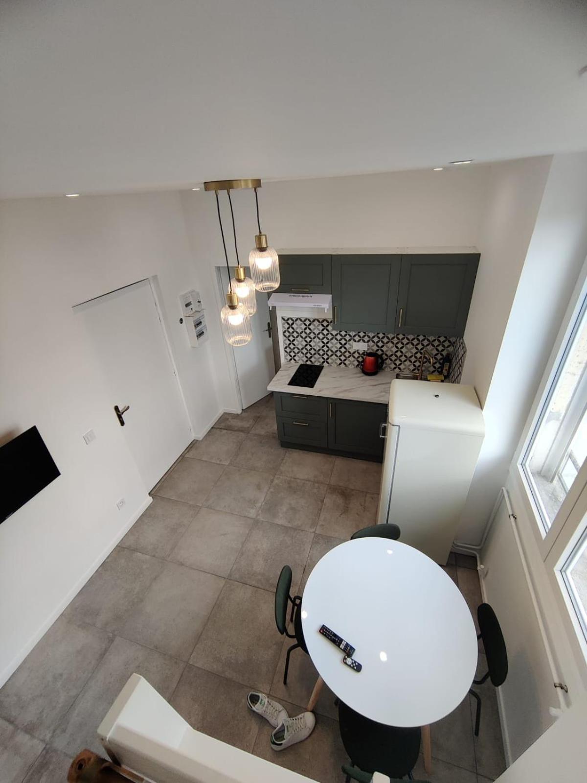 Apartament Loft Chic Avec Mezzanine Contemporaine Vénissieux Zewnętrze zdjęcie