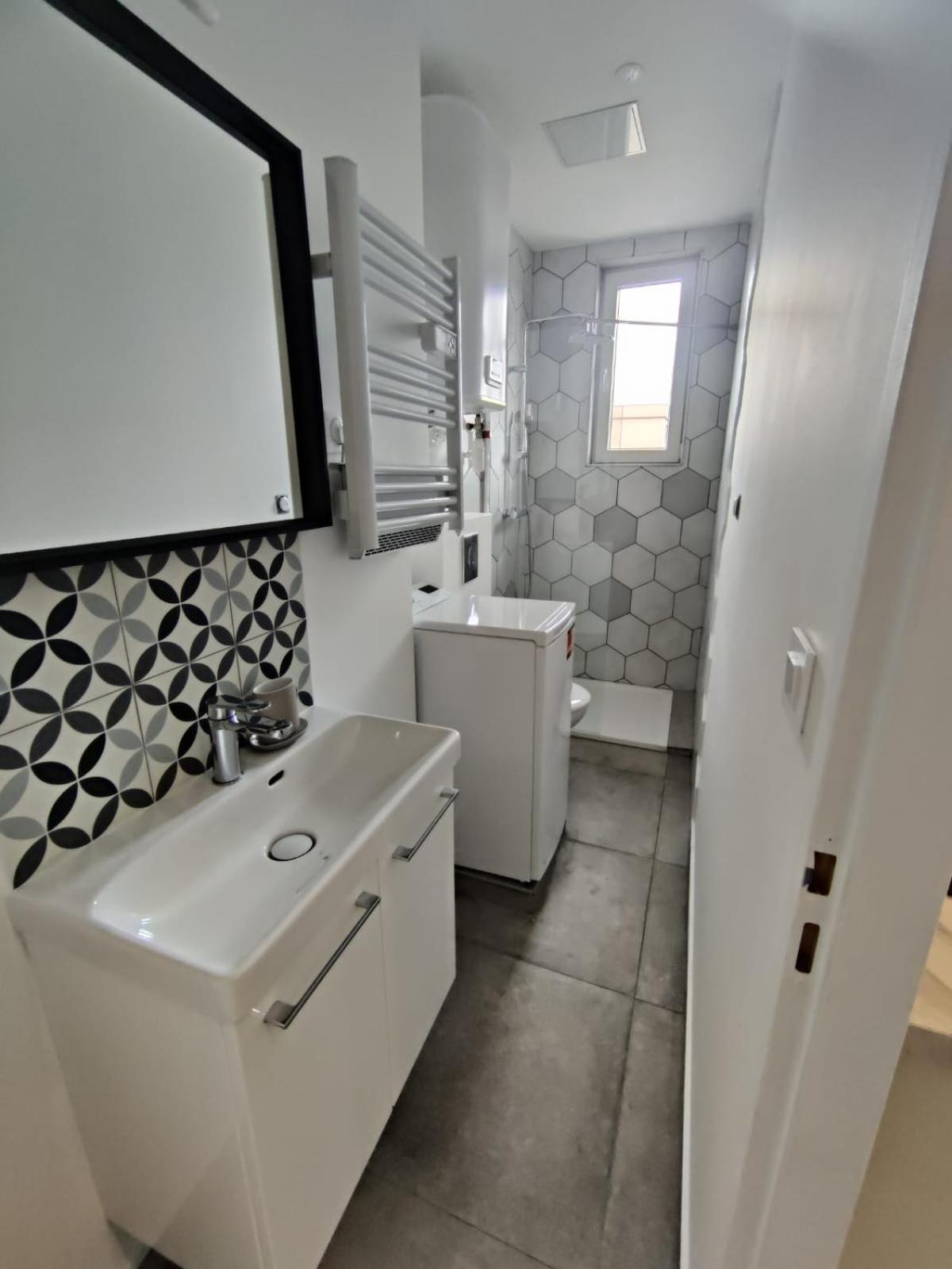 Apartament Loft Chic Avec Mezzanine Contemporaine Vénissieux Zewnętrze zdjęcie